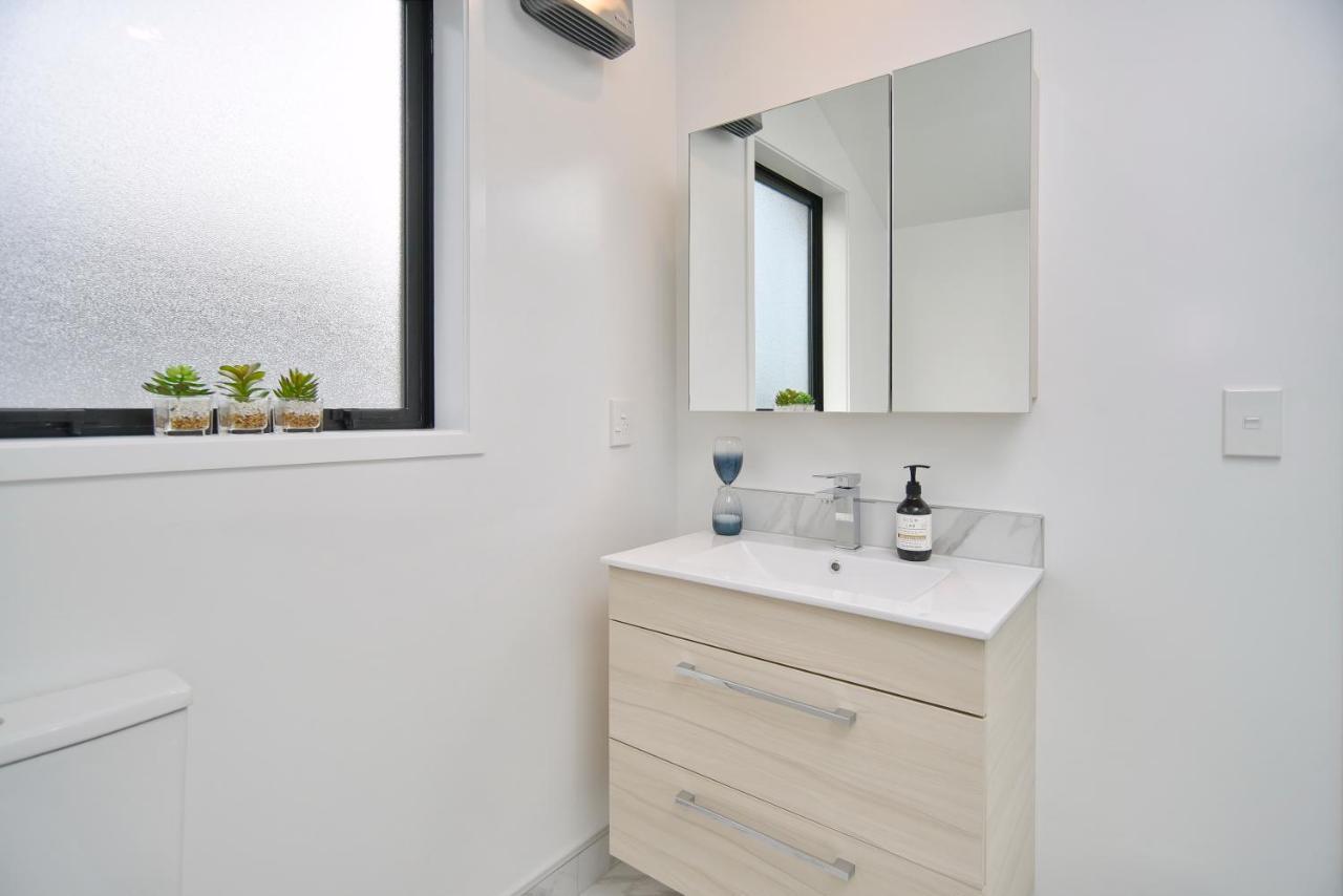 Sea Air And Sandy Beach, Beautiful 1 Bed 1 Bath Christchurch Extérieur photo